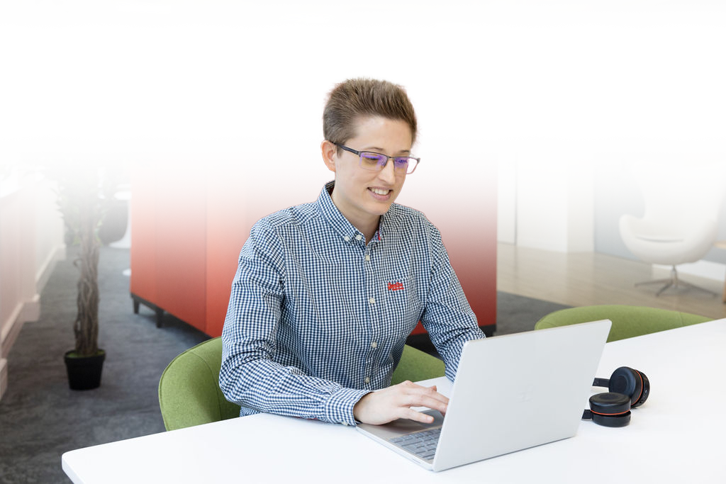 Services - Web & Graphic Design Middle fade copy
